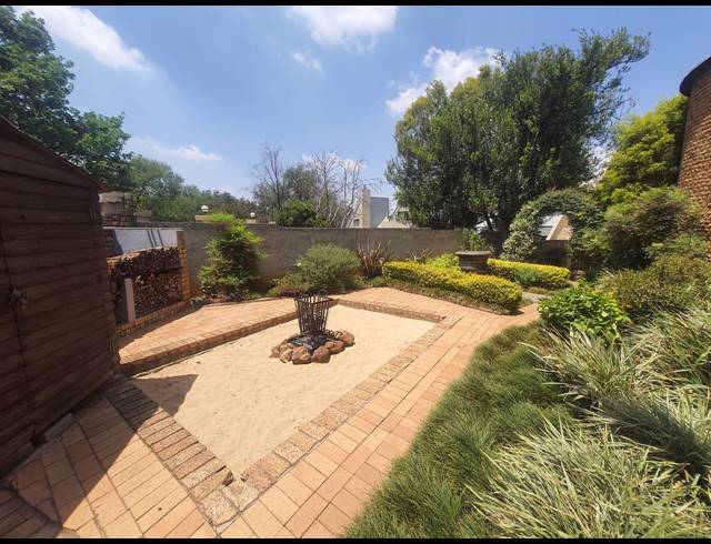 4 BEDROOM HOUSE FOR SALE IN VANDERBIJLPARK SE 3